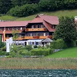 Seehotel Enzian 4* Weissensee