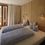 Seehotel Enzian فندق 4*