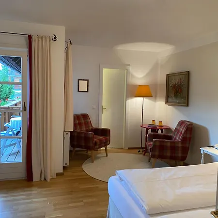 Seehotel Enzian Weissensee