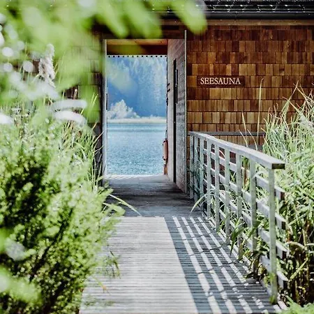 Seehotel Enzian 4* Weissensee