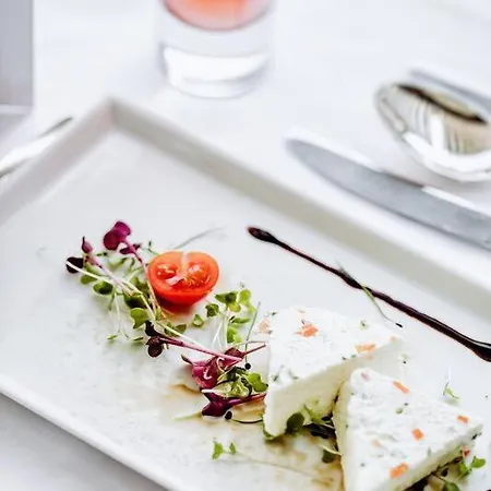 Hotel Seehotel Enzian 4*