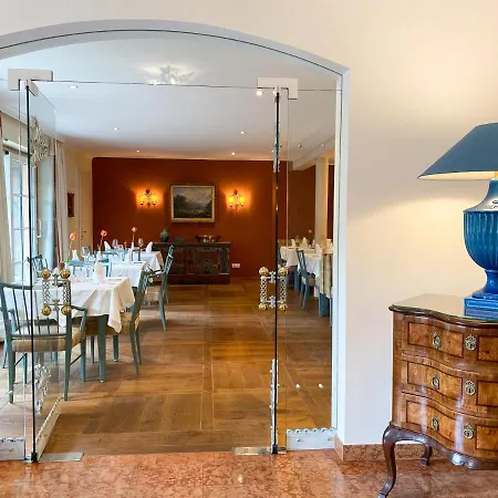 Seehotel Enzian Weissensee
