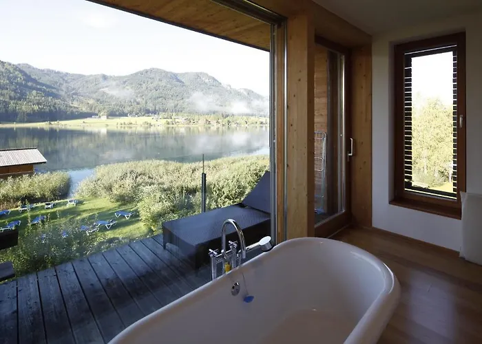 Seehotel Enzian 호텔 바이센제