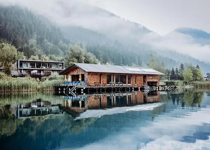 Seehotel Enzian Otel Weissensee